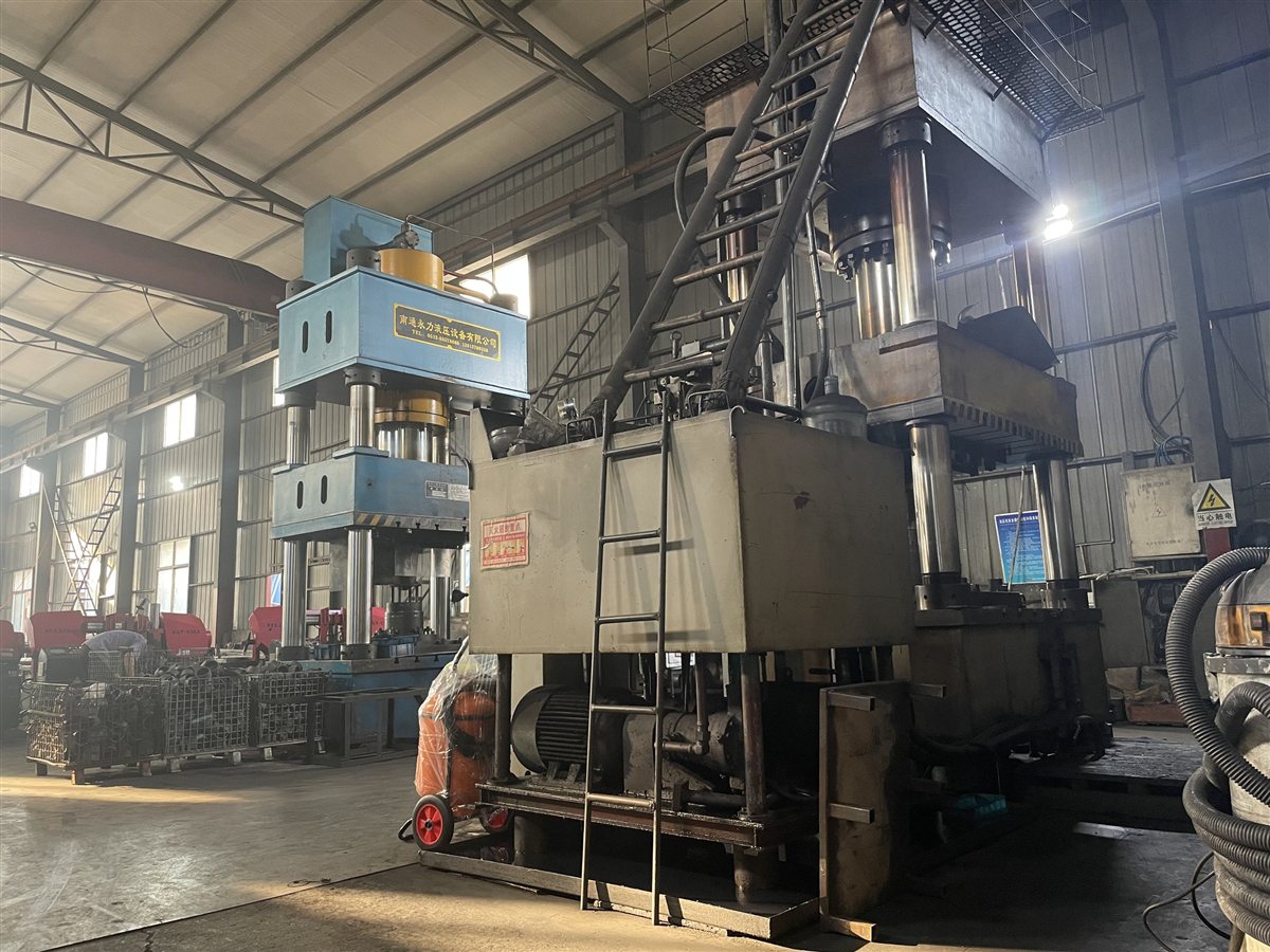 Heping Gear production workshop